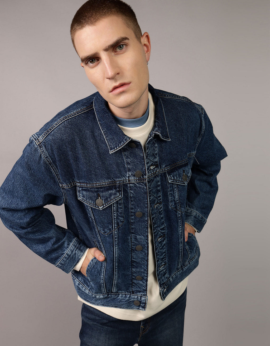 Chaqueta Trucker en denim Ae - Generico 0106_1662_489_of