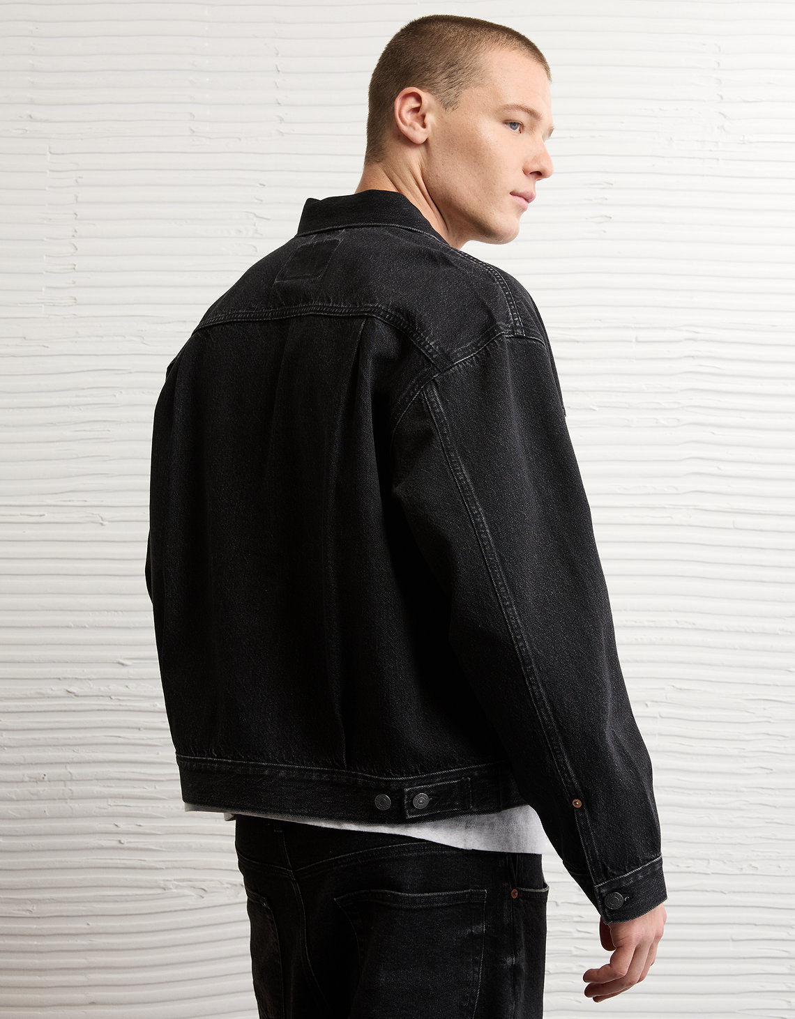 Chaqueta Denim de mezclilla para hombre. - Negro 0106_1845_001_ob