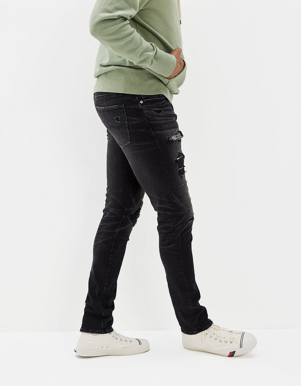 Jean Slim con Parches Ae - Negro