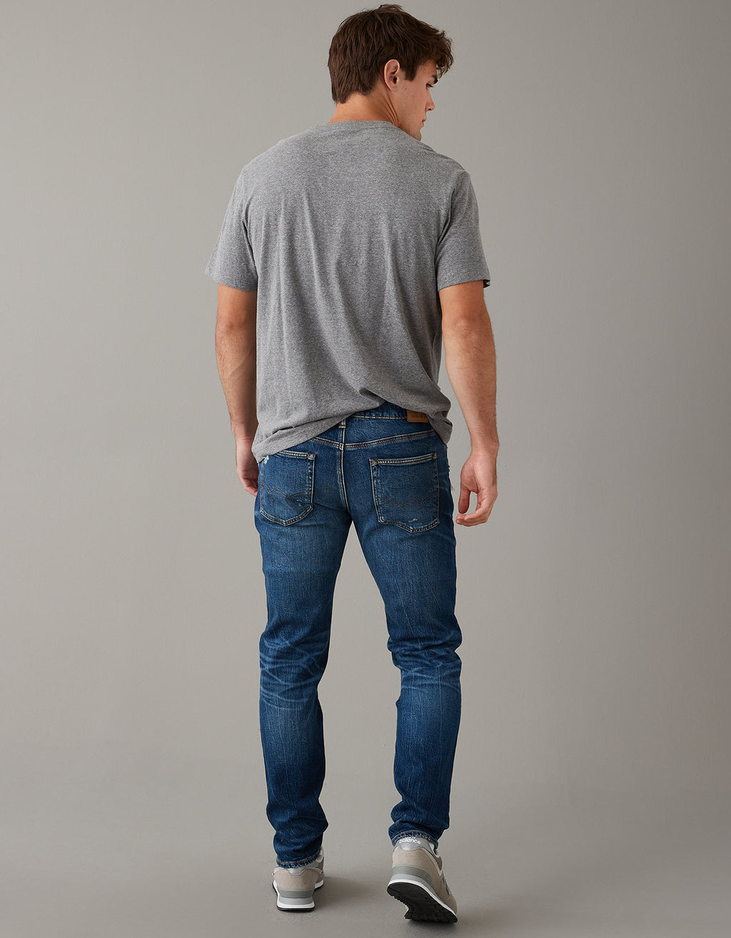 Jean Athletic con parches Hombre AE - Generico 0118_6489_458_ob