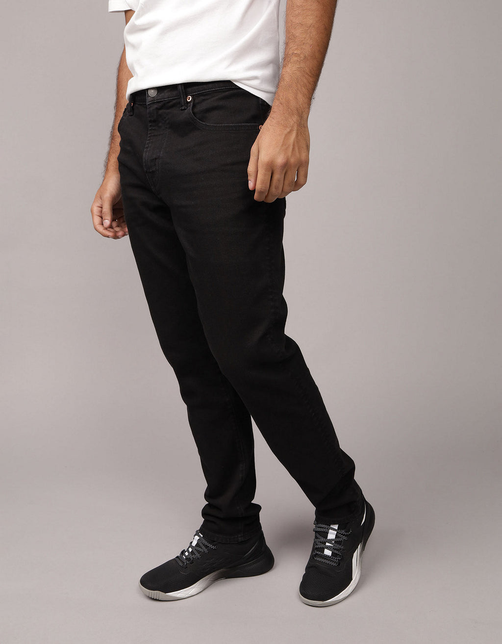 Jean Athletic Ae - Negro 0118_6853_055_of