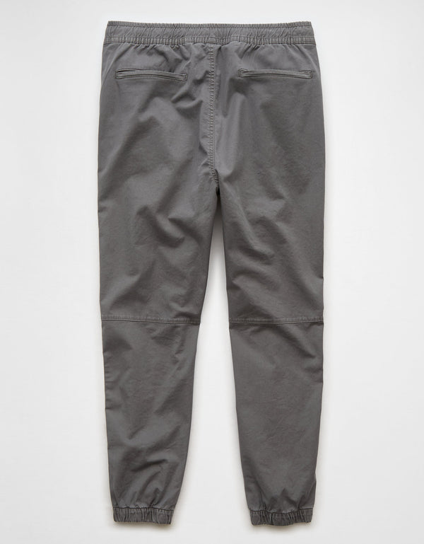Jogger Tipo Trekker Ae - Gris