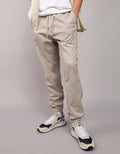 Jogger Tipo Trekker Ae - Generico 0129_4976_213_of