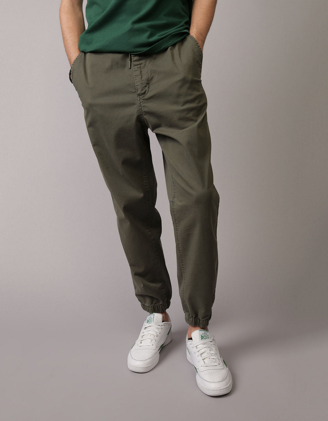 Jogger Tipo Trekker Ae - Verde 0129_4976_342_of