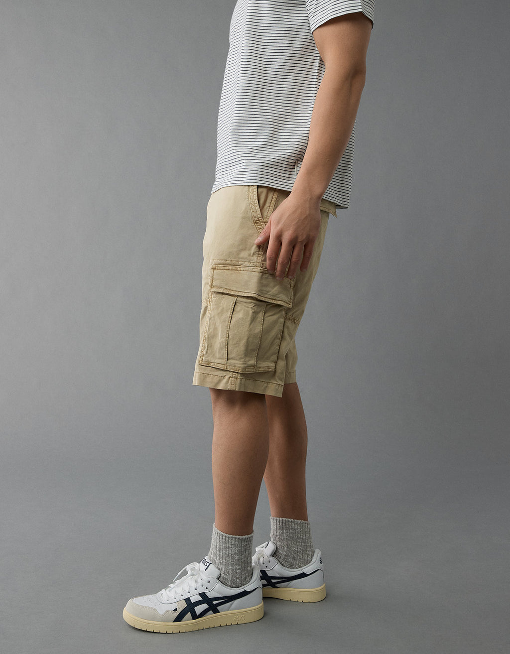 Short tipo cargo de hombre AE - Caqui 0132_7878_212_os