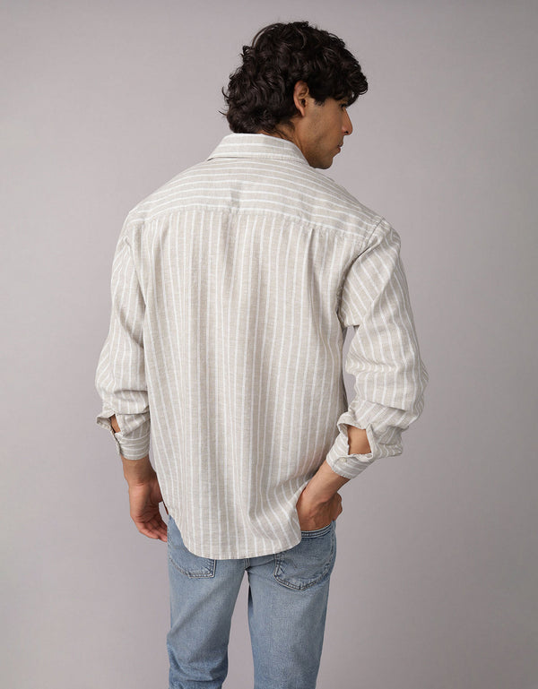 Camisa abotonada relajada de lino mezclado Ae Everyday - Generico