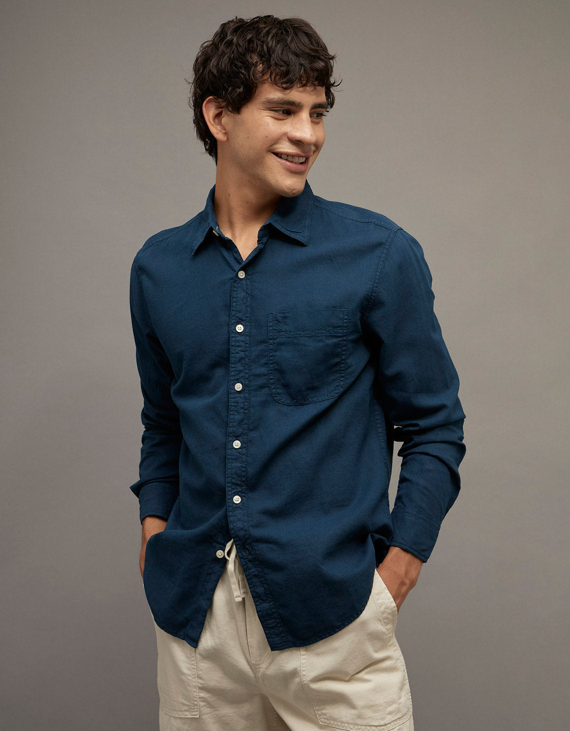 Camisa de Lino con Botones Ae - Azul 0153_3024_410_of