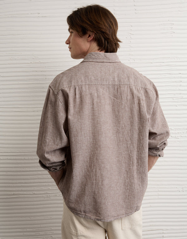 Camisa de lino con ajuste relajado y botones - Café