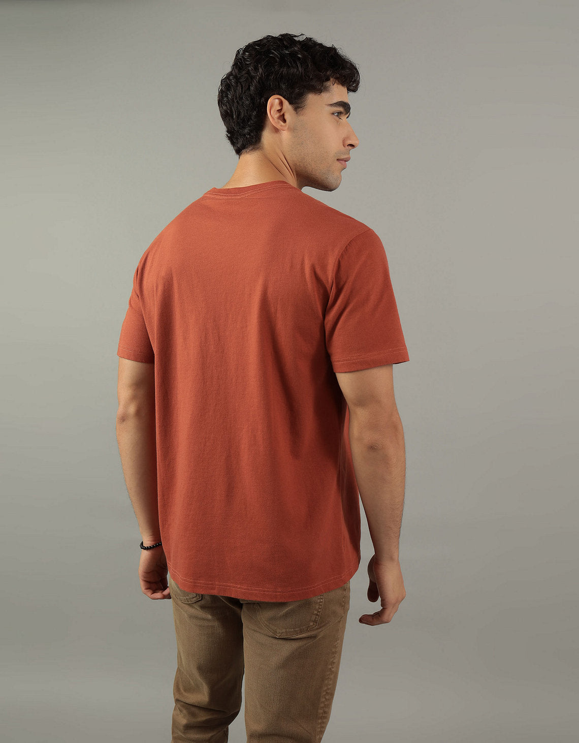 Camiseta Ae gráfica con logo supersuave - Rojo 0181_3337_622_ob