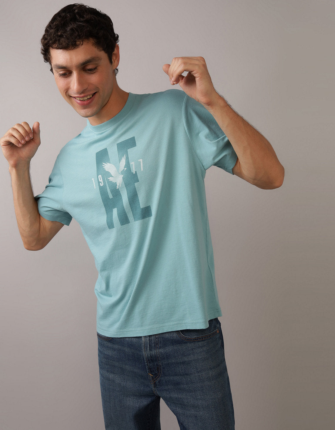 Camiseta Ae con gráfico - Azul 0181_3437_407_of