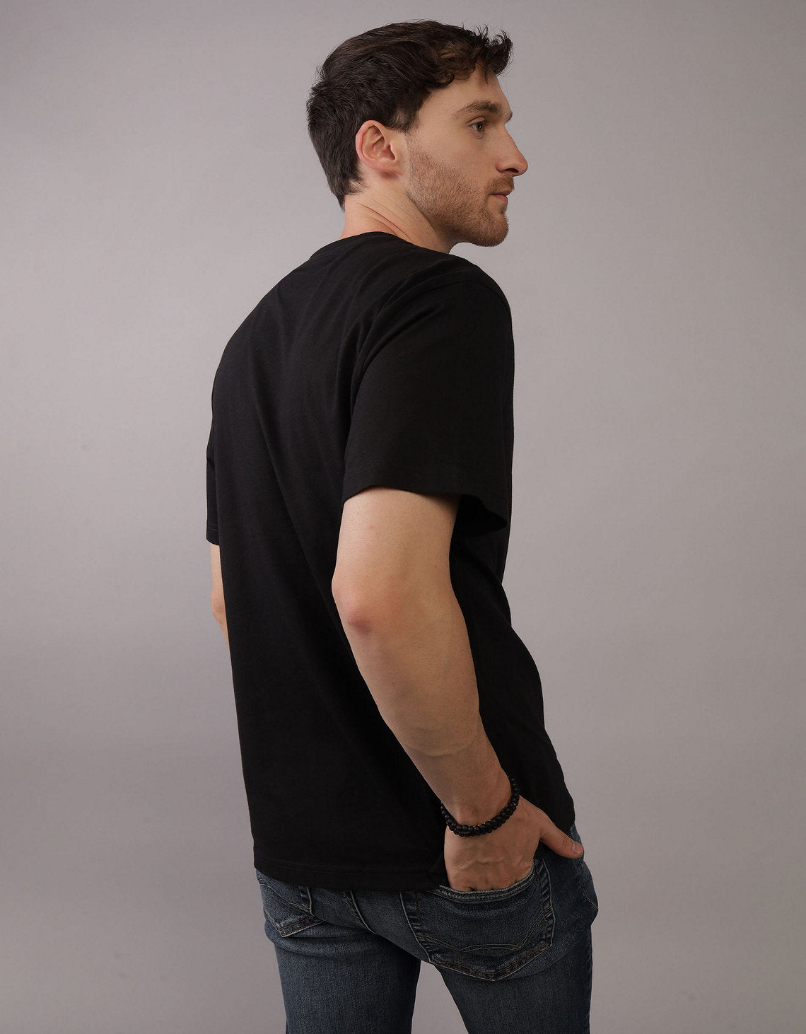 Camiseta con Gráfico Manga Corta Hombre AE - Negro 0181_3774_001_ob