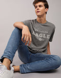 Camiseta con Gráfico Manga Corta Hombre AE - Gris 0181_3774_006_of