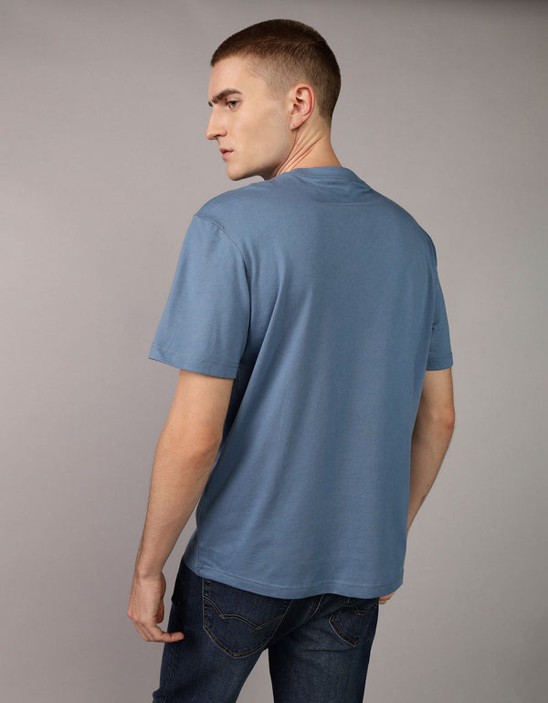 Camiseta gráfica con bloques de color de Ae - Azul