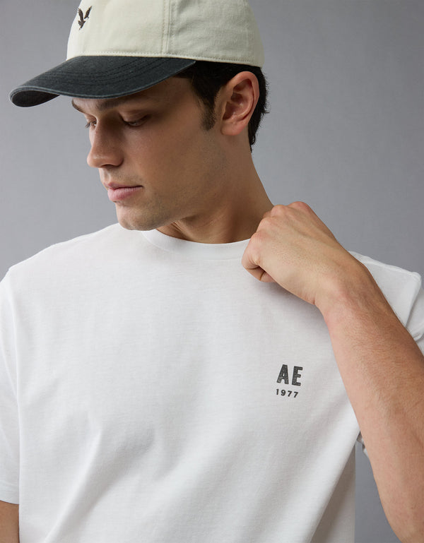 Camiseta Gráfica con Logo Ae - Blanco