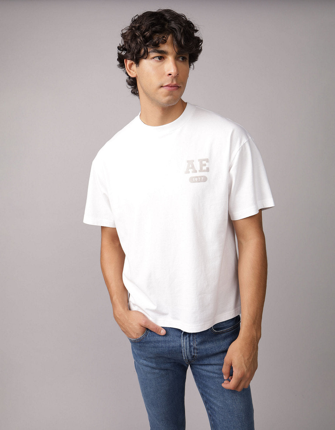 Camiseta con Gráfico Ae - Blanco 0181_4601_100_of