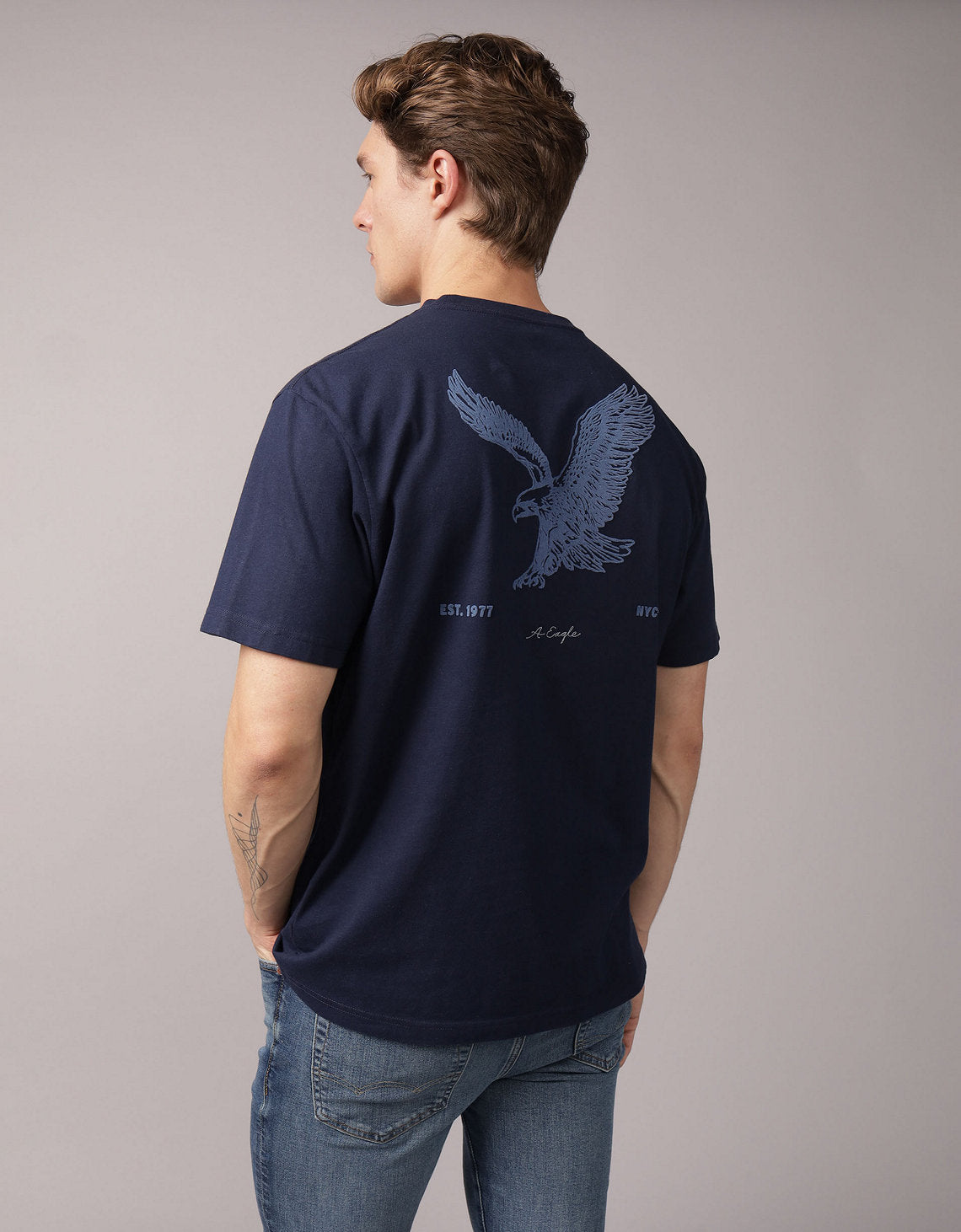 Camiseta con Gráfico Ae - Azul 0181_4601_405_ob