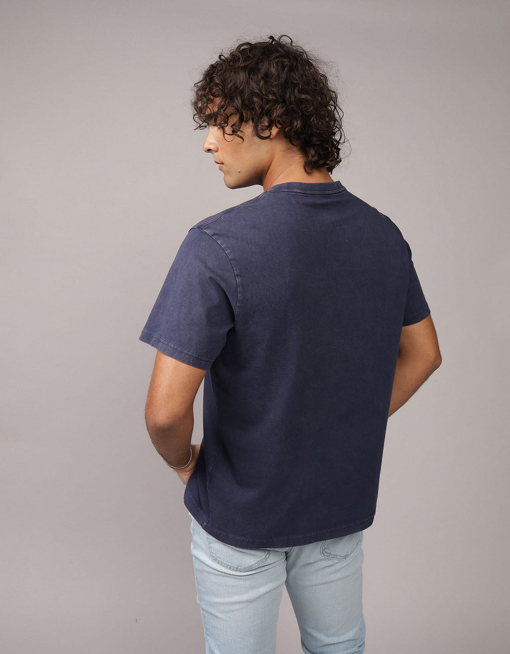 Camiseta con Gráfico Ae - Azul 0181_4659_410_ob