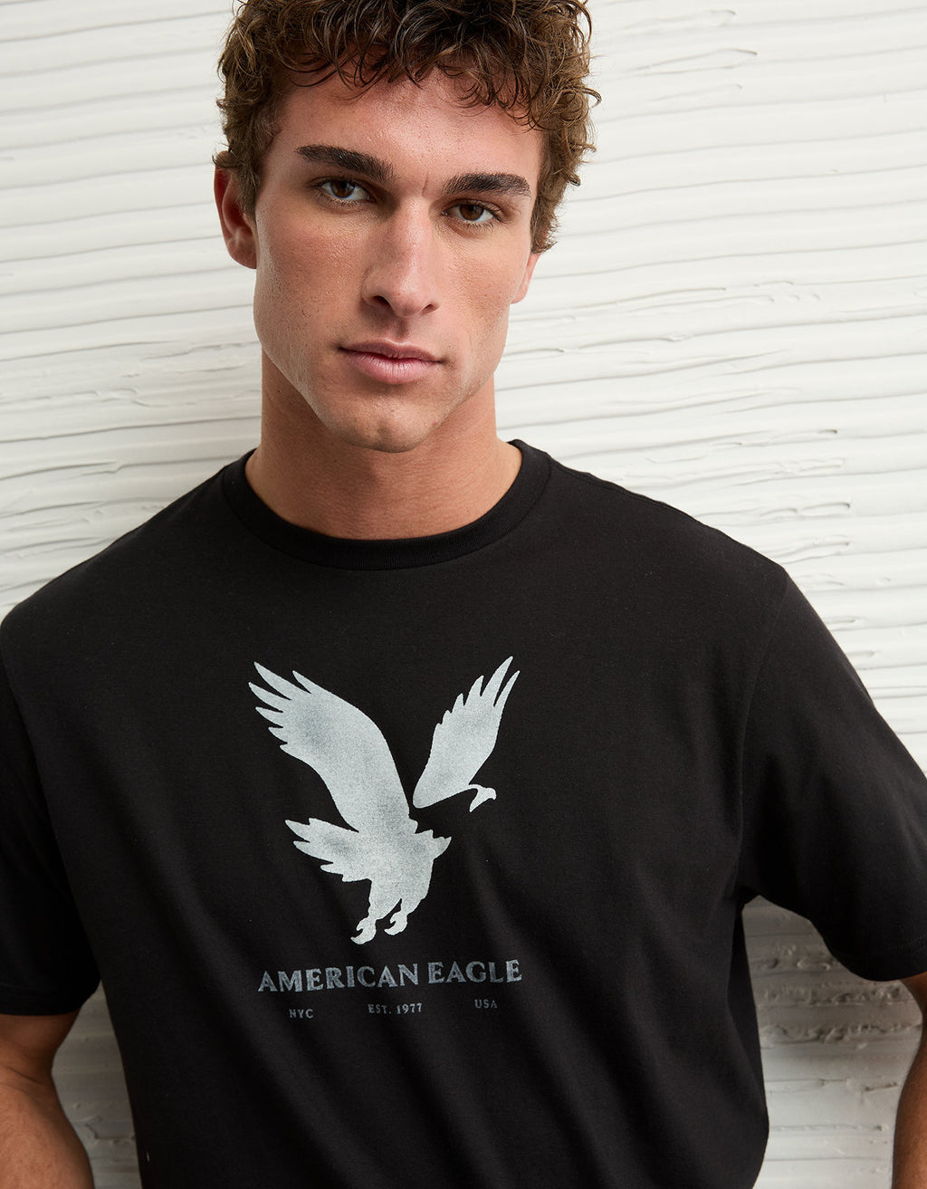 Camiseta con Gráfico Ae - Negro 0181_4819_064_of