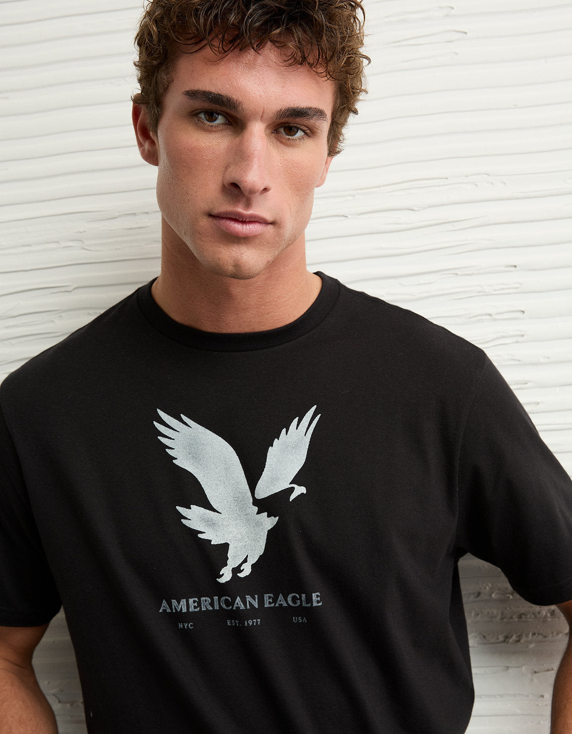 Camiseta con Gráfico Ae - Negro 0181_4819_064_of