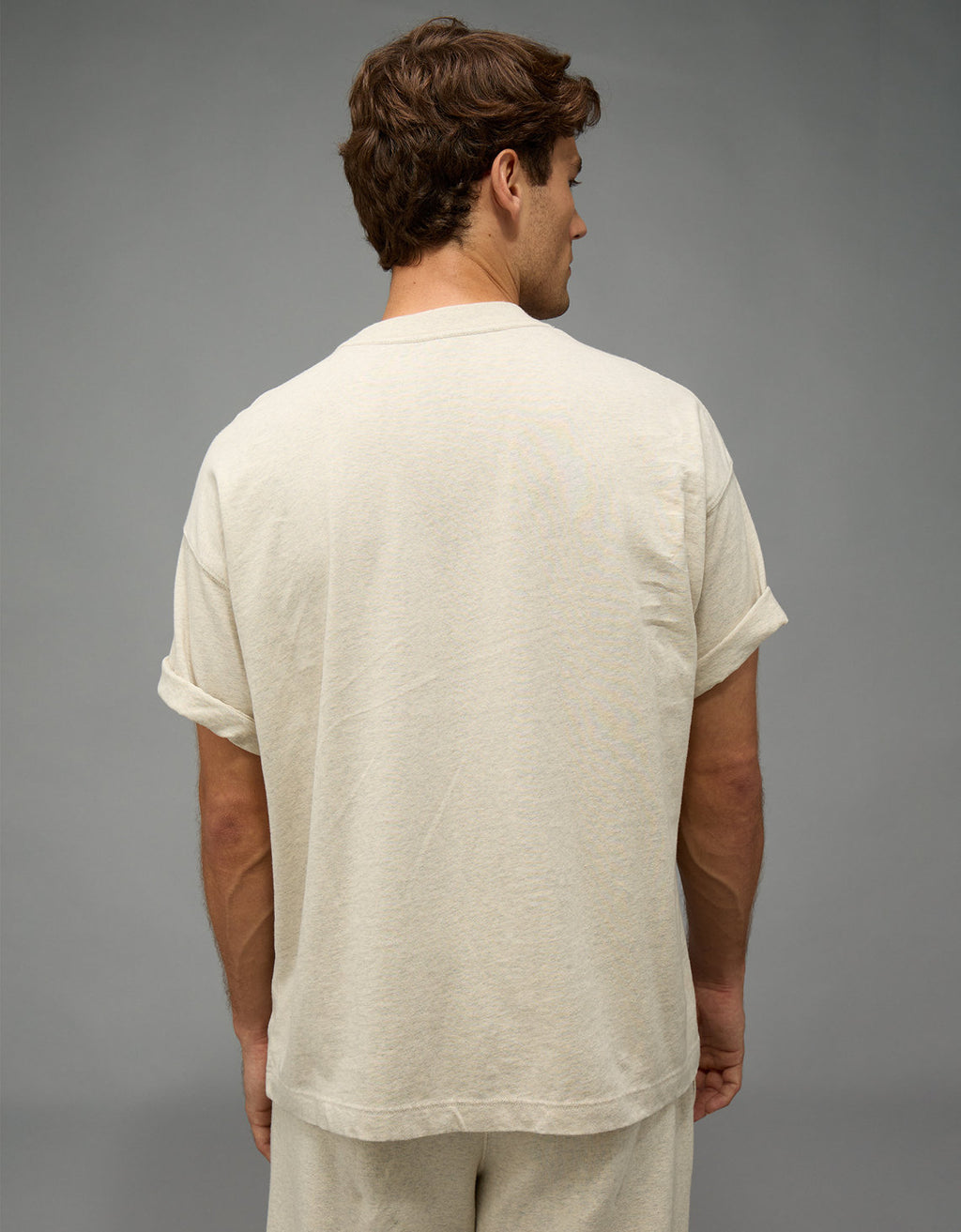 Camiseta Oversized con Gráfico Ae - Gris 0181_4887_092_ob