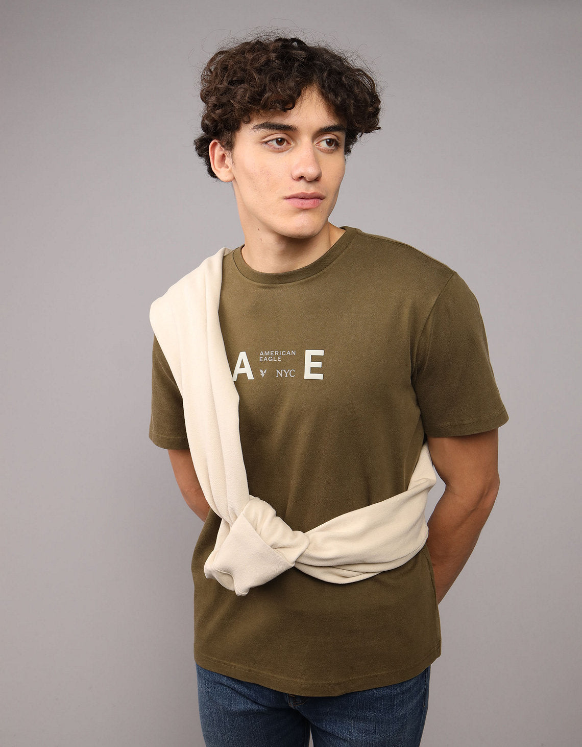 Camiseta gráfica con logotipo icónico Ae - Generico 0181_4892_348_of