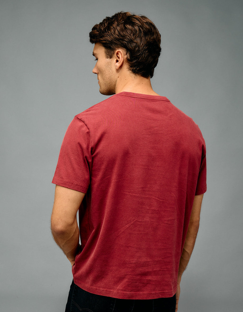 Camiseta gráfica con logotipo icónico Ae - Rojo 0181_4892_608_ob