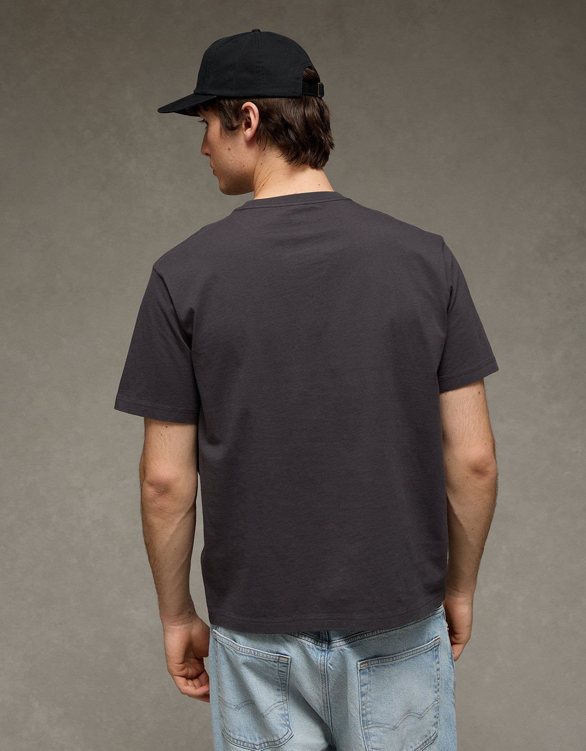 Camiseta Gráfica con Logo Ae - Gris 0181_5687_023_ob