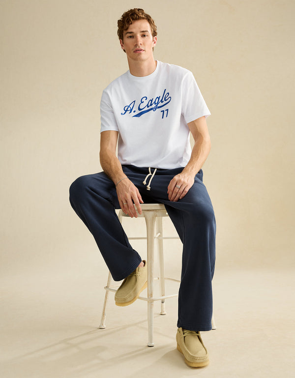 Camiseta con logotipo gráfico de ajuste estándar Ae - Blanco