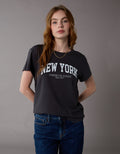 Camiseta Gráfica de Marca Ae - Negro 0300_1150_094_of