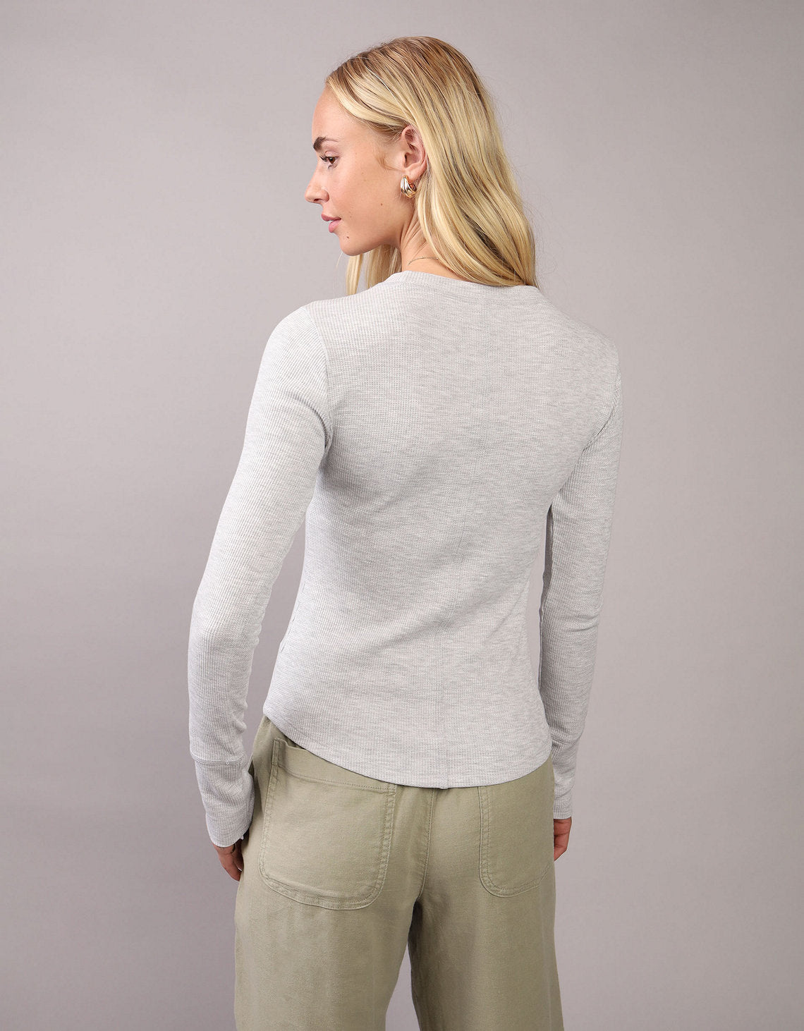 Camiseta Manga Larga Ae - Gris 0300_1377_005_ob