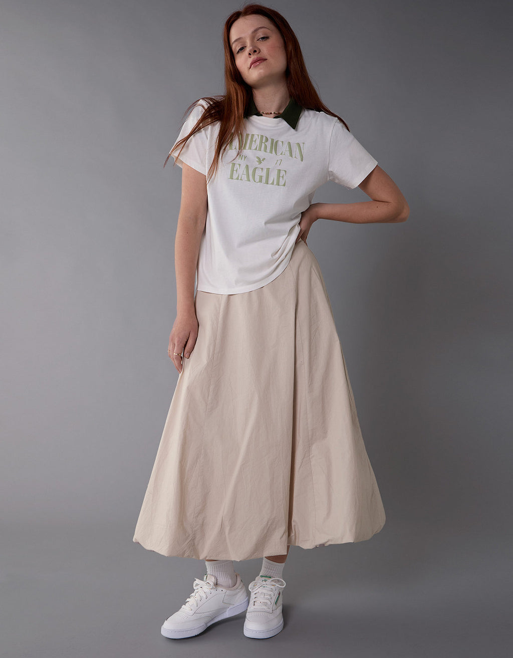 Camiseta con gráfico de mujer AE - Blanco 0300_9931_100_of