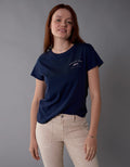 Camiseta con gráfico de mujer AE - Negro 0300_9932_001_of