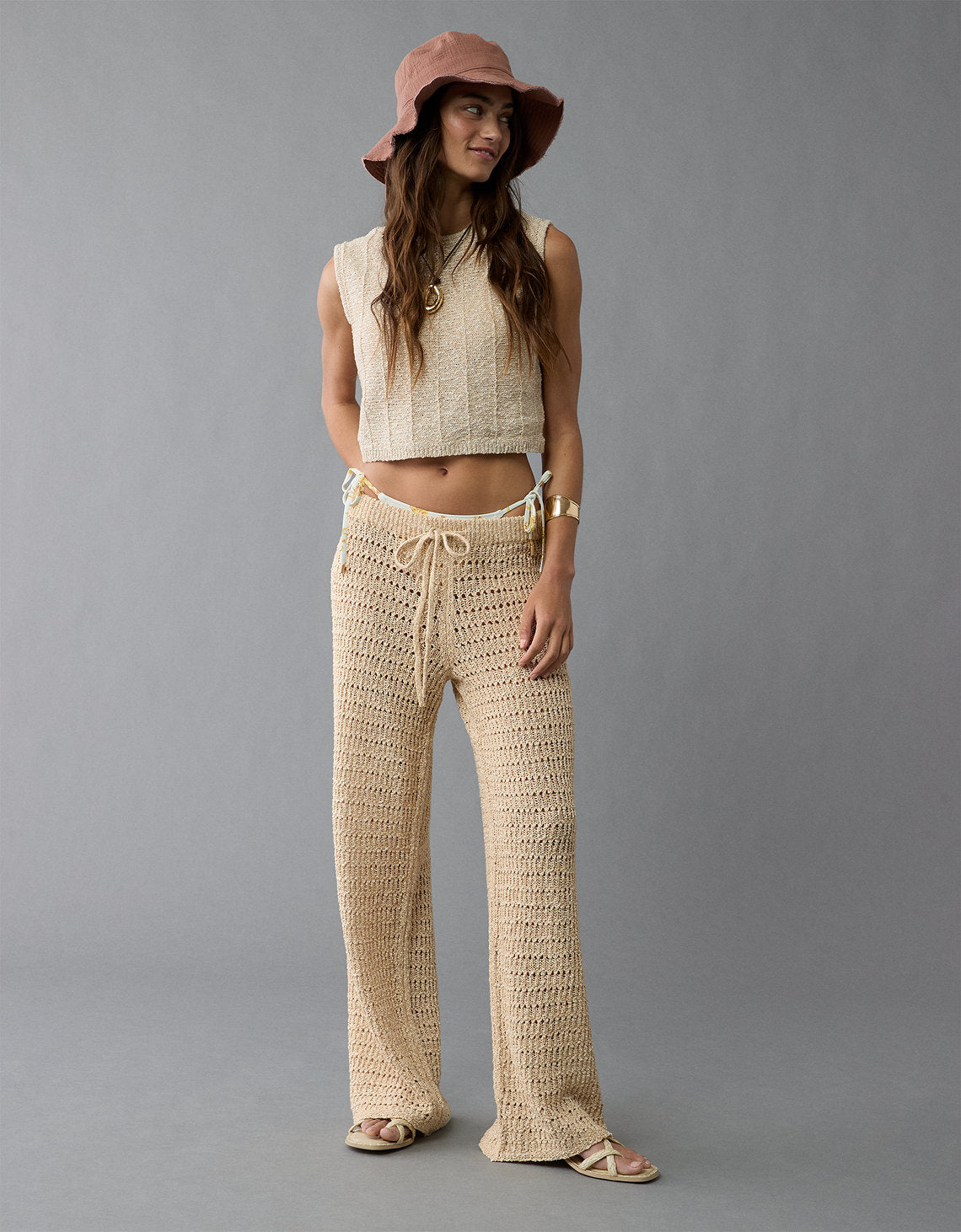 Pantalón acampanado de crochet de cintura alta de AE - Beige 0316_5395_676_of