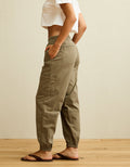 Jogger Baggy de Tiro Alto Ae - Dorado 0322_5733_294_os