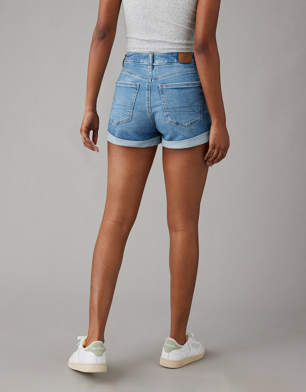 Short Denim Mom con Stretch Mujer AE - Azul 0338_7722_471_ob