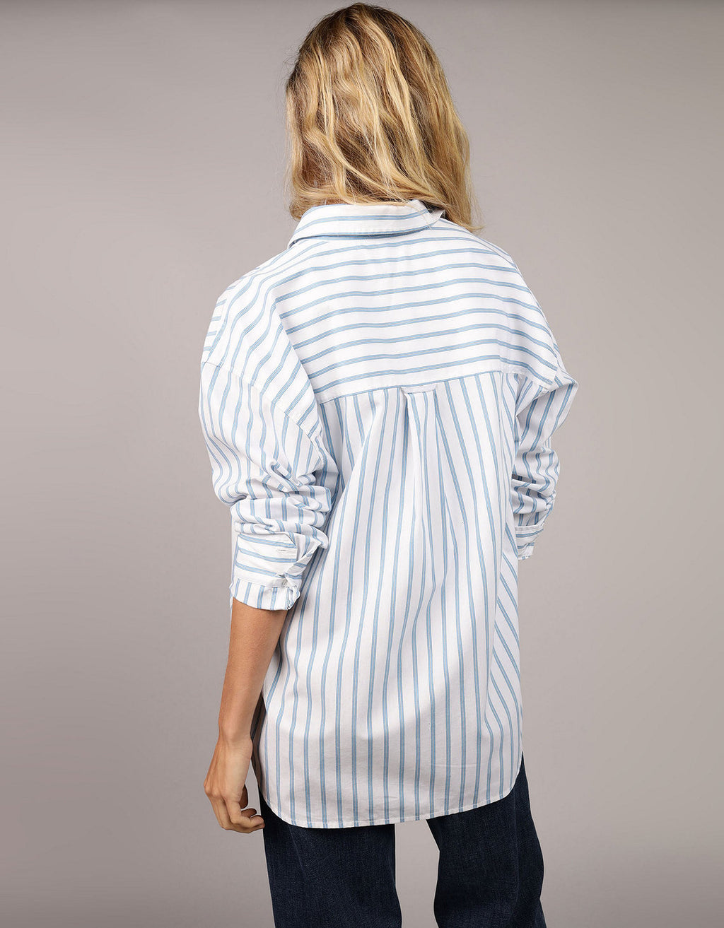 Camisa AE manga larga con bolsillo para mujer - Azul 0355_5732_400_ob