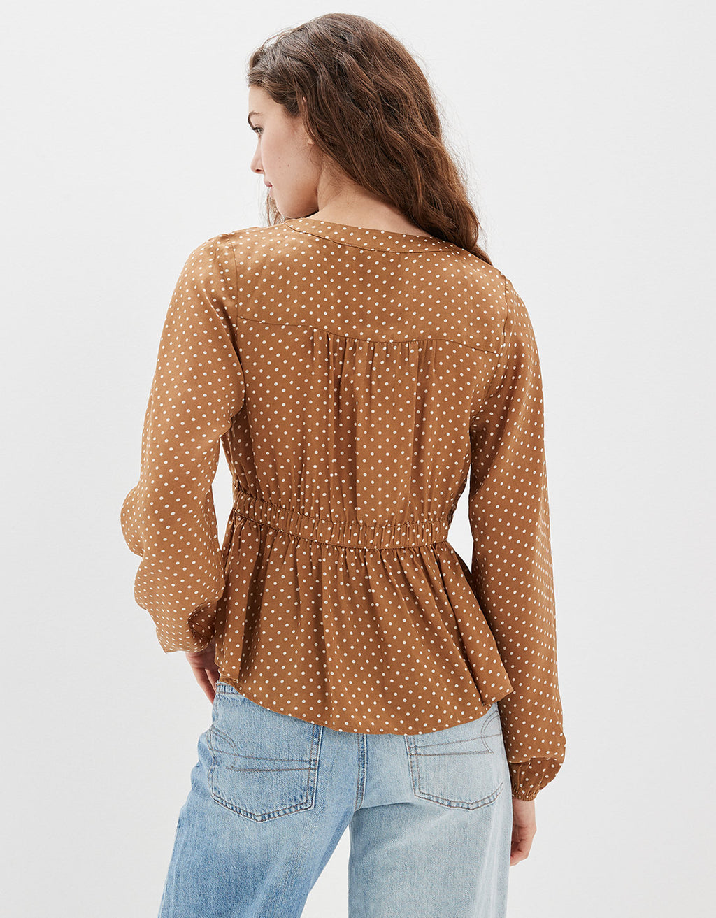 Blusa de seda AE de manga larga. - Café 0358_4651_200_ob