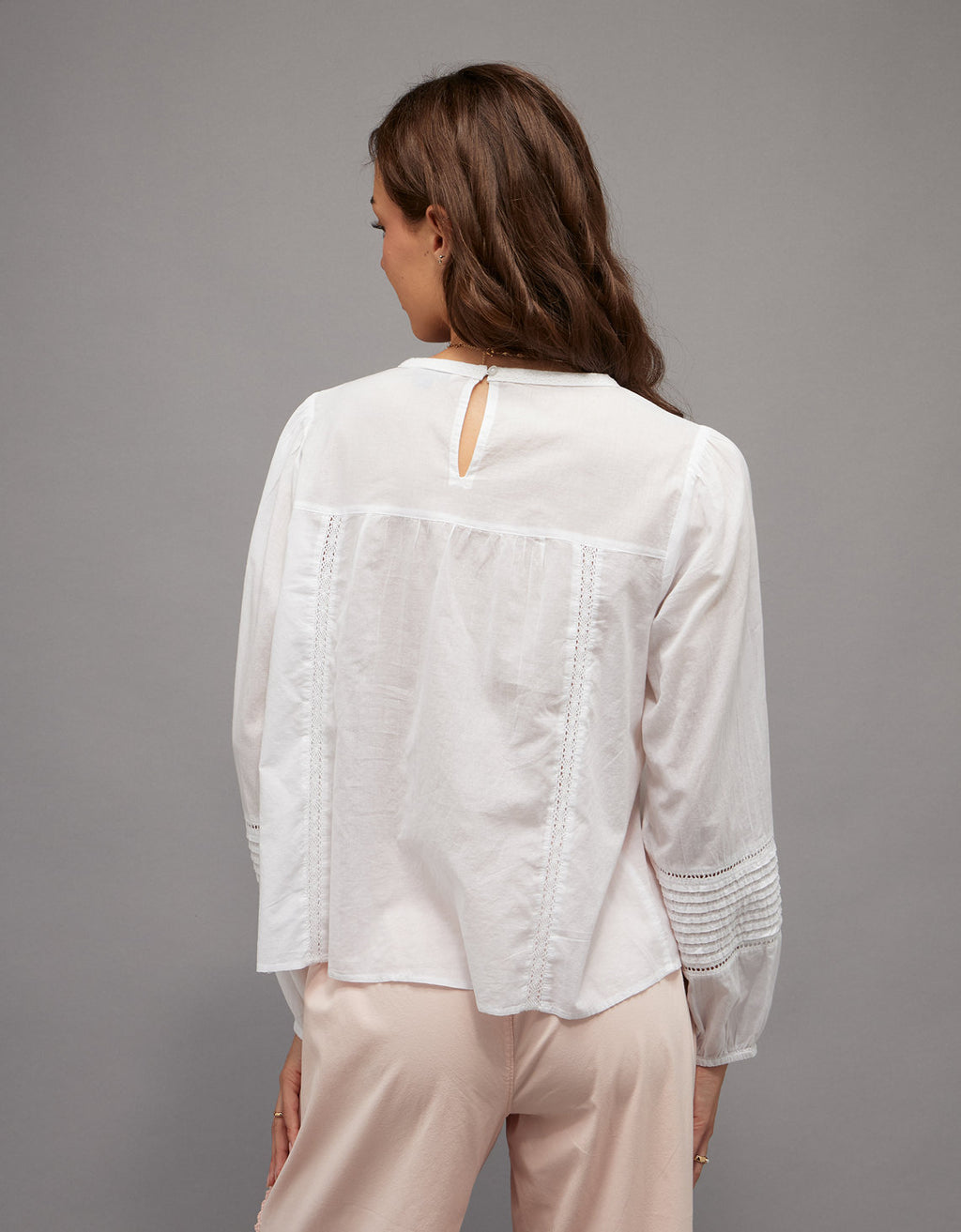 Blusa de encaje de manga larga Ae - Blanco 0358_6609_134_ob