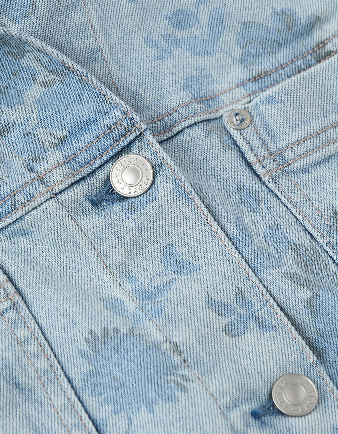 Chaqueta de mezclilla con estampado floral en corte acampanado - Azul 0381_3795_488_d1