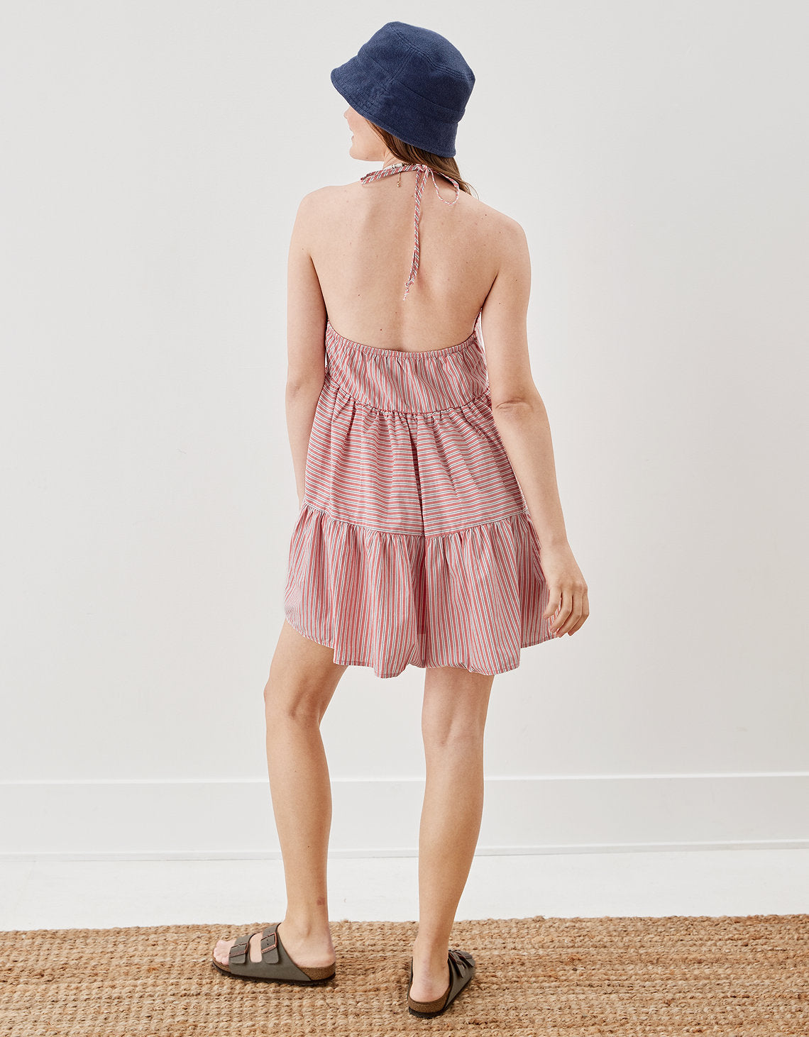 Vestido Mini AE con cuello alto tipo halter en popelina - Generico 0395_6556_211_ob