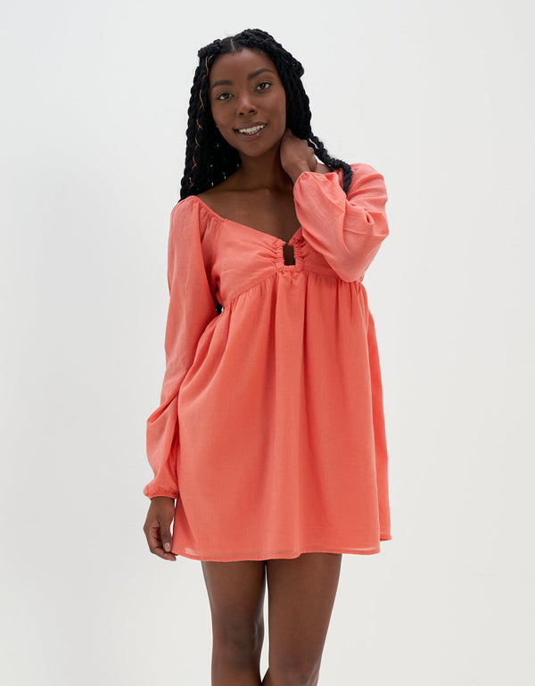 Minivestido Ae babydoll de manga larga con anillos en el frente - Rosa