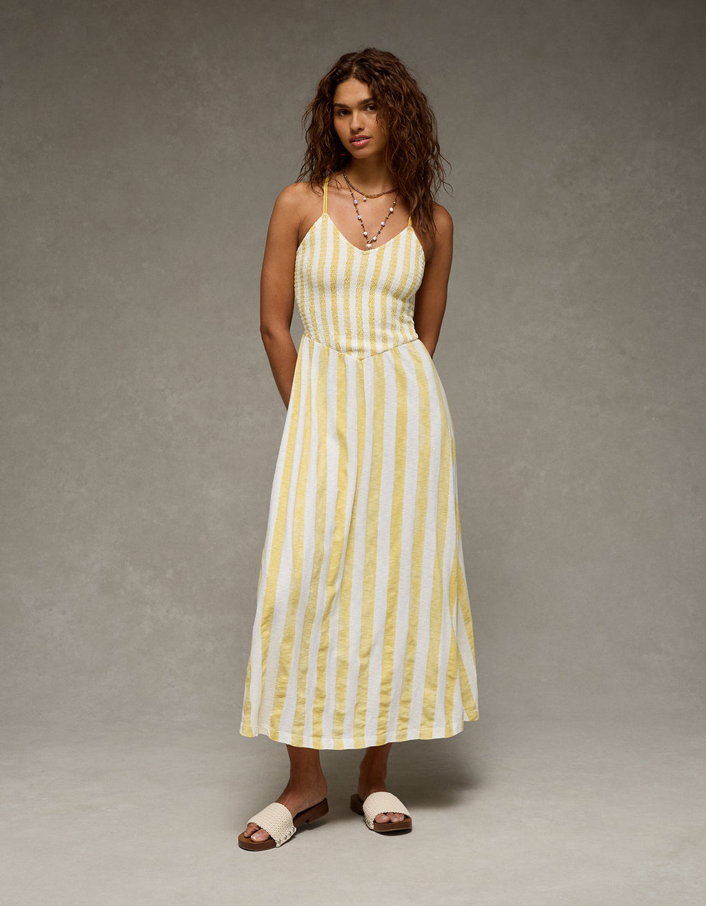 Vestido largo con nido de abeja Ae Sunchaser. - Amarillo 0395_9058_700_os