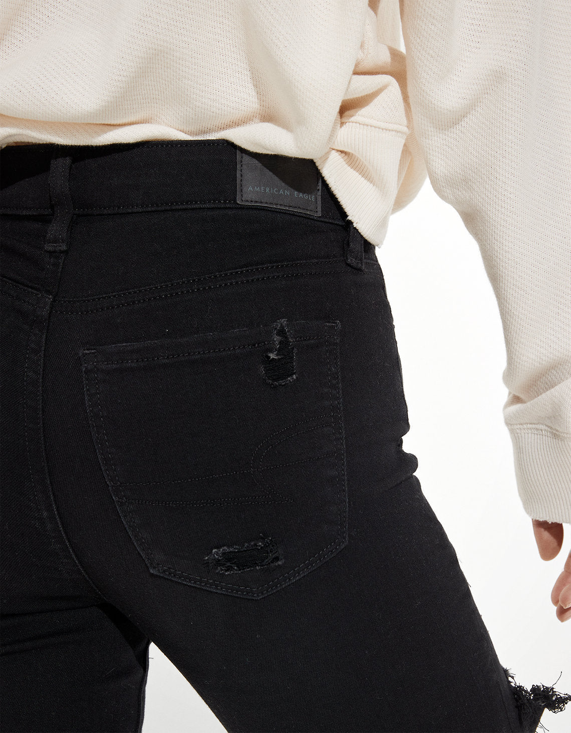 Jegging Tiro Alto con Rotos Ae - Negro 0433_3594_064_ob