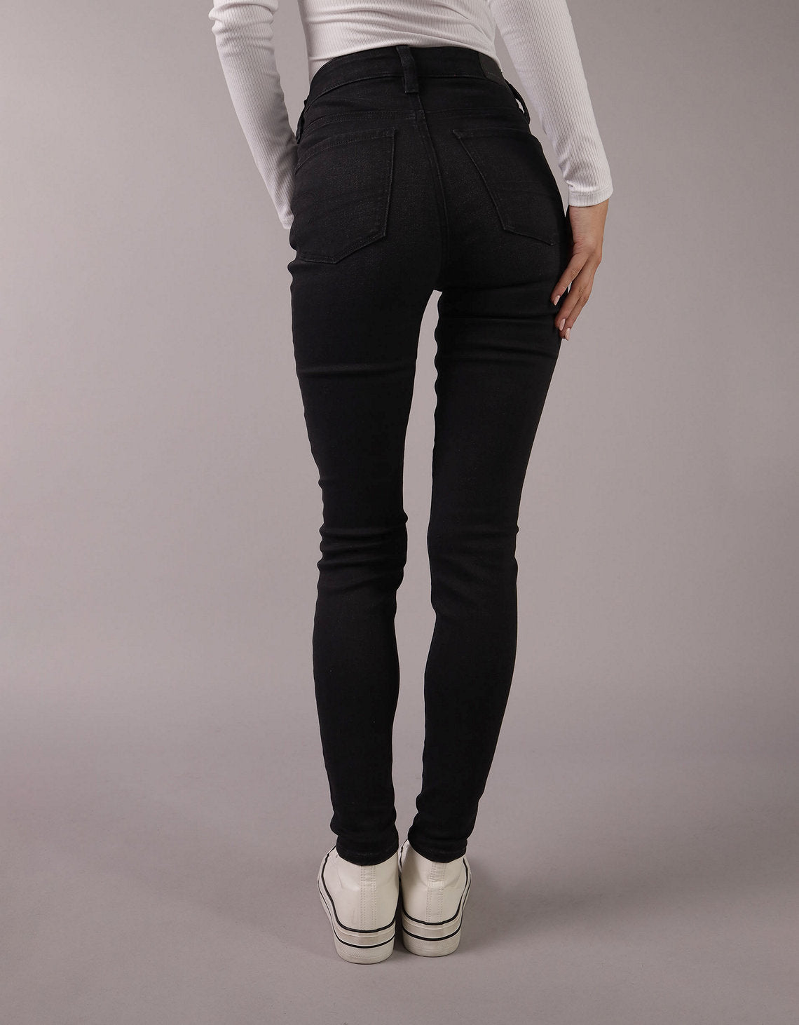 Jegging de talle alto rasgado de mujer AE - Negro 0433_5425_001_ob
