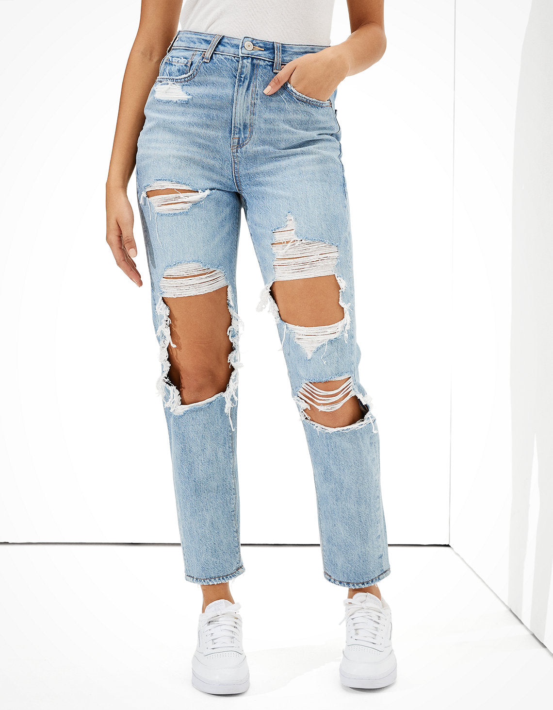 Jean Mom con Rotos Ae - Azul 0436_3425_973_of