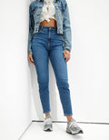 Ae Stretch mom Jean - Azul 0436_3502_450_of