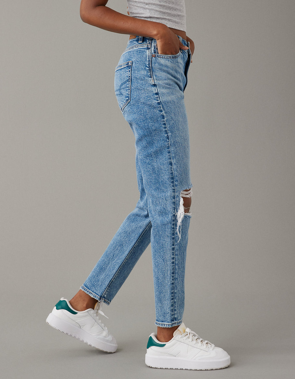 Jean AE mom strigid con rotos - Azul 0436_3936_923_os