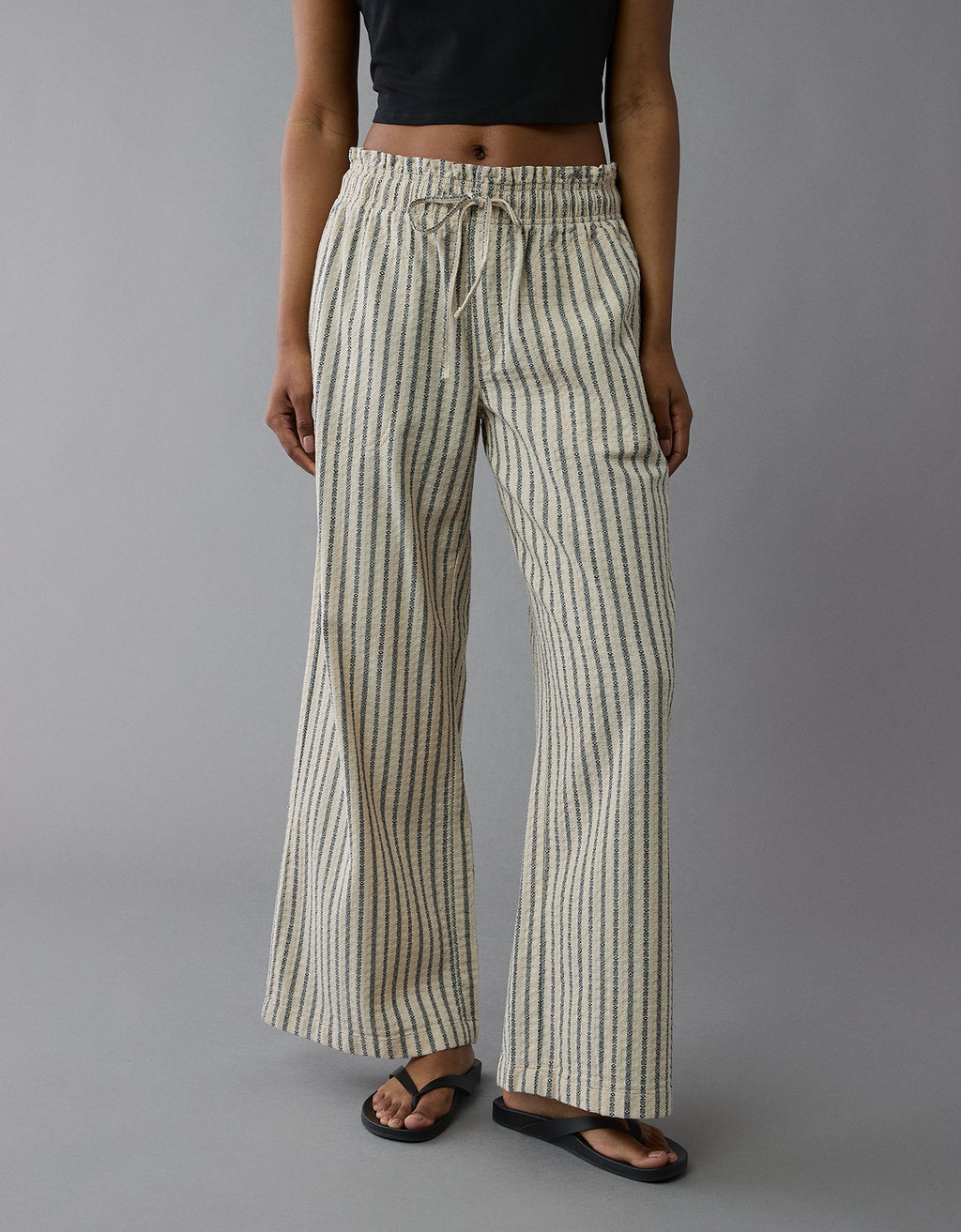 Pantalón de Rayas de Mujer Ae - Negro 0461_5454_032_of
