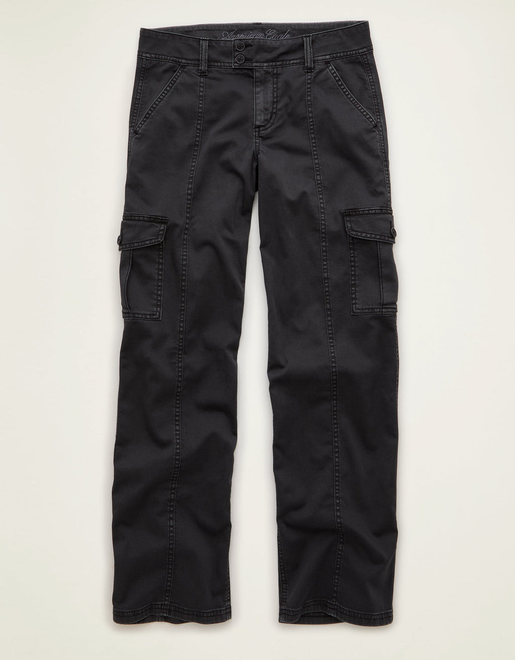 Pantalón tipo cargo de tiro bajo Ae - Negro 0461_5869_094_f