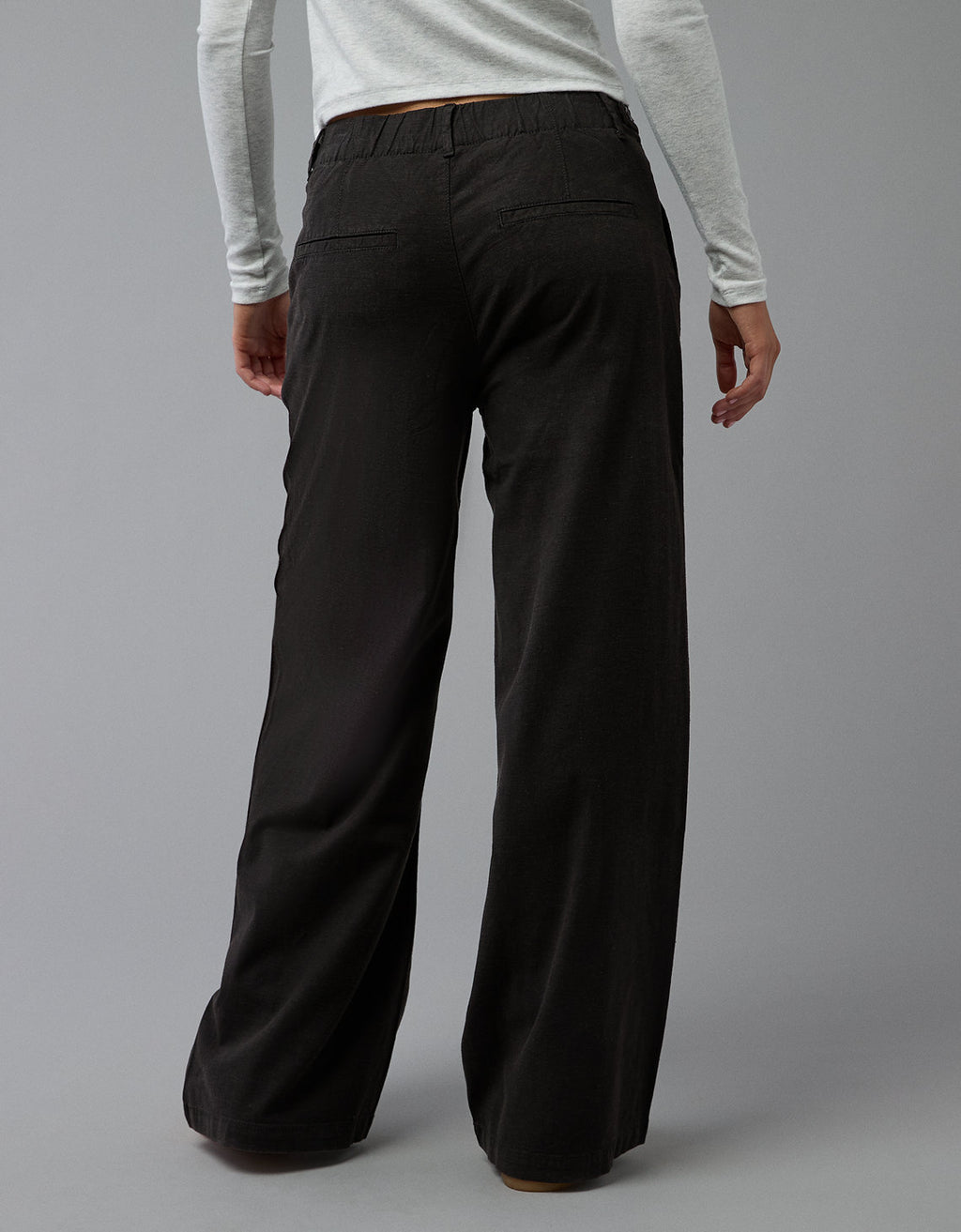 Pantalón tiro alto ancho de mujer AE - Negro 0462_5385_001_ob